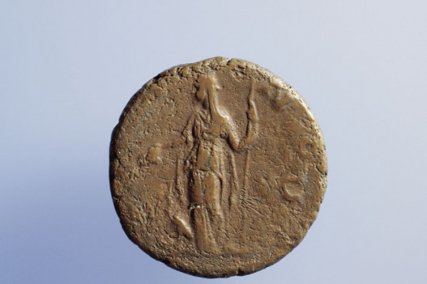 Reverso de un as de la emperatriz Faustina