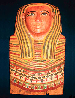 Cubierta de Fragmento de la tapa de un ataúd egipcio en una colección privada